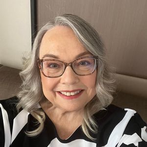 Meet your Posher, Dyanne